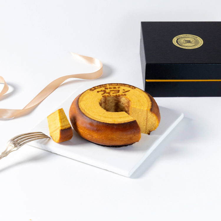 特選バウムクーヘン 中