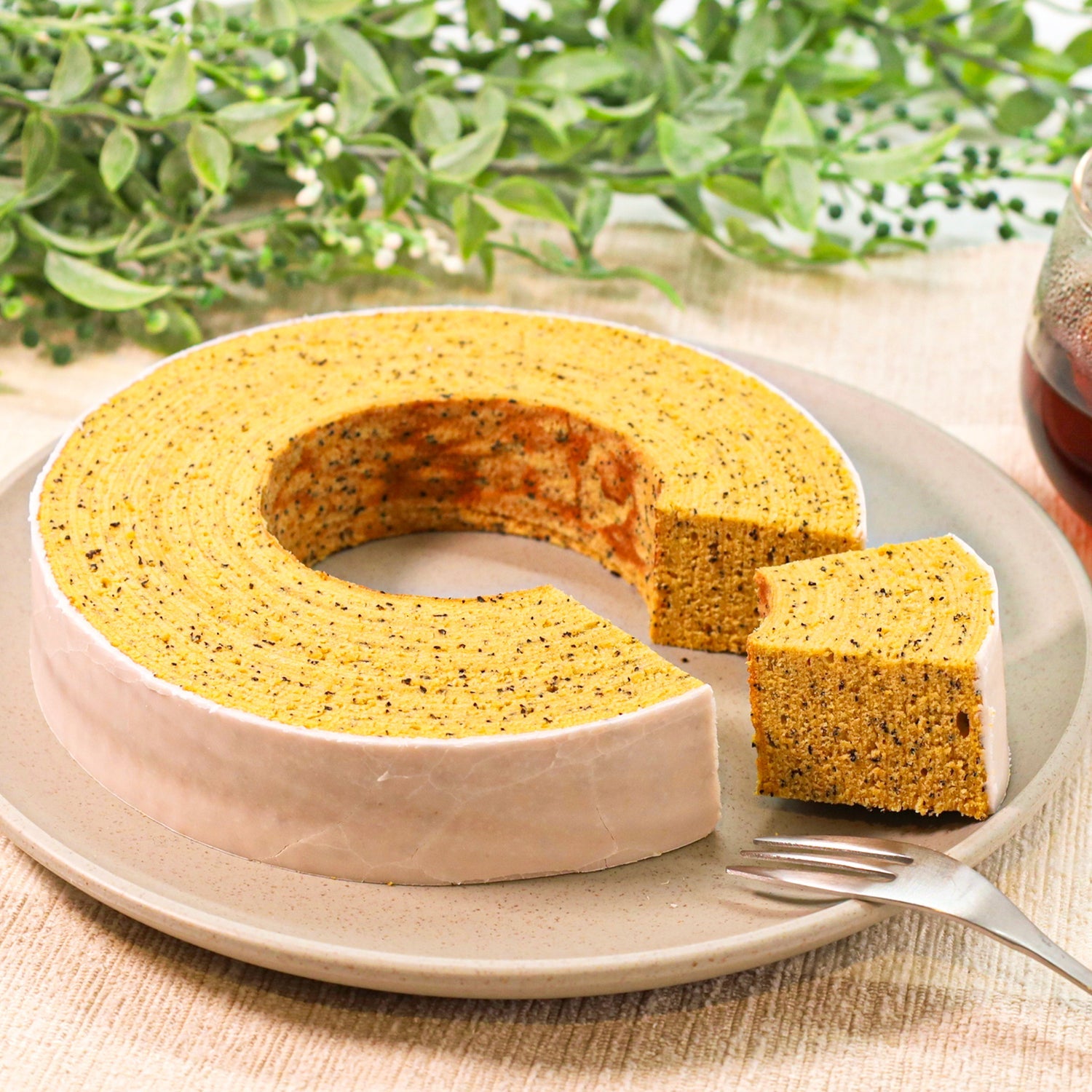 3月4日はバウムクーヘンの日！店舗限定の人気商品アールグレイバウムクーヘンを公式オンラインショップで“1日限定”販売